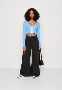 Vero Moda VMGLORY TIE STRING - Strickjacke - little boy blue