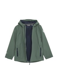 Grön softshell-jacka med huva, framzipning, två sidofickor och marinblå insida. Har en logotypdetalj på ärmen.