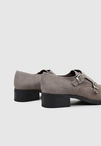 Sandra Fontán Zapatos sin cordones - grey