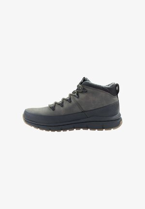 Hochschaft-Sneaker in dunkelolivgrün und schwarzem Leder, mit grauer Innenauskleidung, strukturiertem Obermaterial und Gummisohle mit Traktionsrillen.