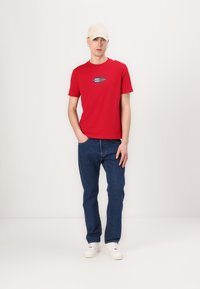 Tommy Hilfiger Print T-shirt - medium red