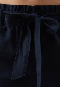 JDY SAY BELT NOOS - Hlače - navy
