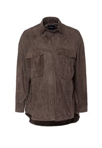 Brun semsket skjorte med lange ermer, knappelukking og to frontlommer. Har en klassisk krage og rund kant.