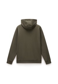Sudadera de color verde oliva con un bolsillo tipo canguro en el frente, mangas largas, puños acanalados y capucha con cordones. Tejido de mezcla de algodón suave.