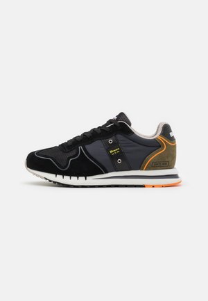 QUARTZ - Sneakers laag - black/green