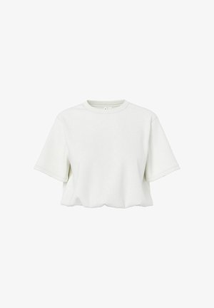 HYPEDROP, CROPPED, mleczny