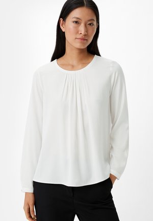 MIT PLISSEEFALTEN - Blouse - weiß