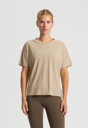 LOOSE - Sports T-shirt - mocha