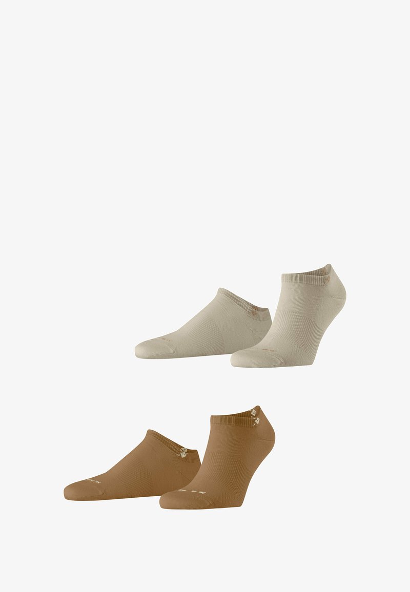 Deux paires de chaussettes de cheville exposées : une paire beige clair et une paire marron, toutes deux dotées d'un design côtelé et d'un logo sur le revers.