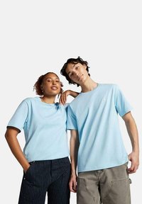 Camiseta básica - blue