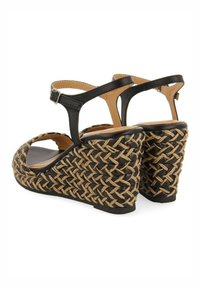 Gioseppo Y DE ALTA CON TRENZADOS PARA TIGARD - Sandalias de cuña - black