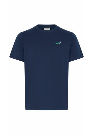 Marineblaues T-Shirt mit kurzen Ärmeln, kleinem grün-weißem Logo auf der linken Brust und Rundhalsausschnitt.