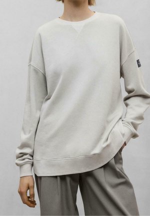 Sweater - off-white