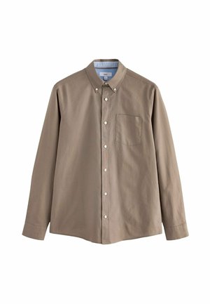 Camisa marrón de botones con mangas largas y un bolsillo en el pecho. Cuenta con un collar y botones blancos. Tejido texturizado con un acabado suave.