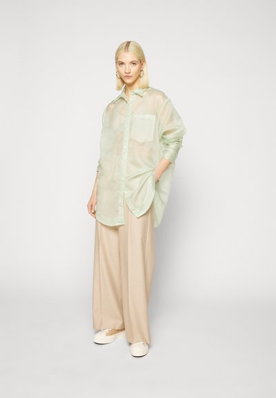 WOOD WOOD BETH CRINKLED SHIRT - Blusa com botões - light green