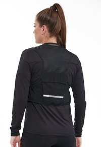 Endurance Liivi - black