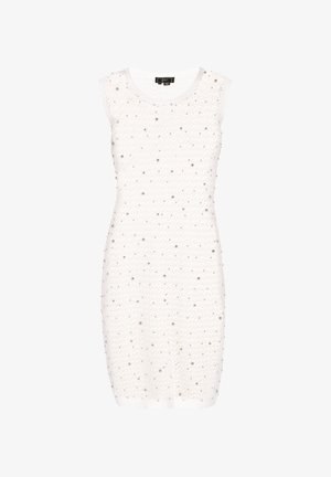 Abito bianco senza maniche in maglia con un motivo testurizzato e dettagli in perline argentate in tutto il capo. Collo rotondo semplice e silhouette aderente.