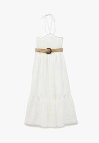 Robe blanche avec un corsage smocké, des bretelles réglables et un ourlet large à volants. Comprend une ceinture tissée marron avec une boucle circulaire.