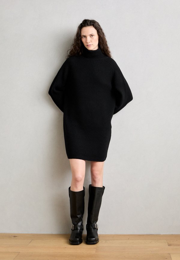 DRESS MIDI LONGSLEEVE TURTLENECK - Strickkleid