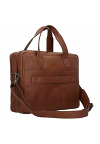 Braune Leder-Laptoptasche mit Doppelgriffen, verstellbarem Schultergurt, Fronttasche und silbernen Beschlägen. Glatte Textur und rechteckige Form.