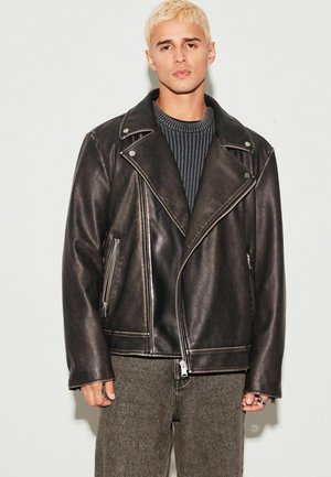 REGULAR FIT - Faux leather jacket - black