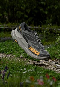 Nem kiválasztott, black/cement