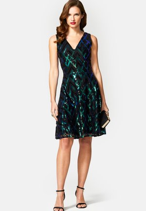 Robe de soirée - green zig zag