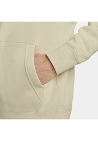Nike Sportswear M CLUB HOODIE FZ BB - Camisola com fecho - rattan rattan white