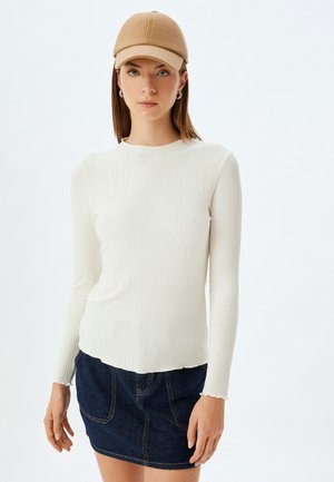 Longsleeve - off white