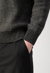 BOSS KLUNA - Strickpullover - black