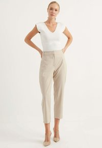 Chiquelle PENCIL - Tygbyxor - beige