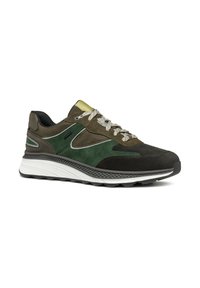 Sneaker verde scuro e neri realizzati in camoscio e tessuto, con suola in gomma con motivo, lacci piatti e design a sovrapposizione testurizzata.