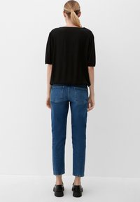 s.Oliver MIT DOBBY STRUKTUR - Blouse - schwarz