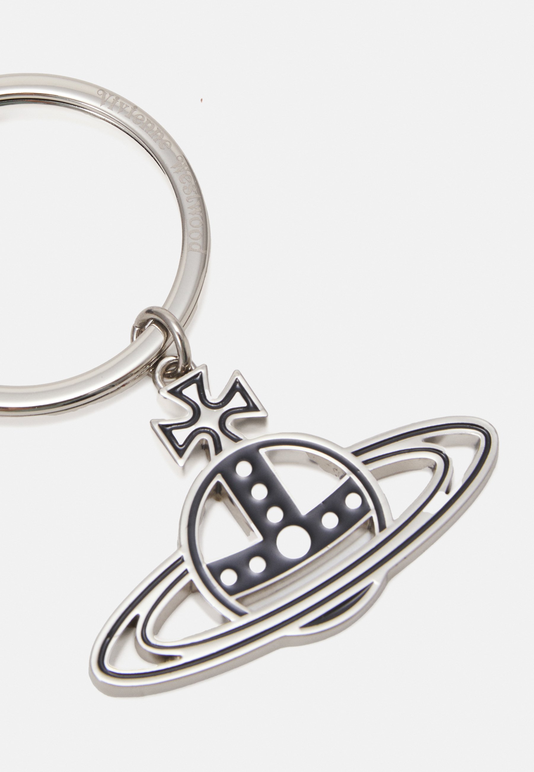 【送料&関税込】Vivienne Westwood Black Key Ring - Unisex Vivienne Westwood Black Leather Key Ring Orb Heart Used | eBay