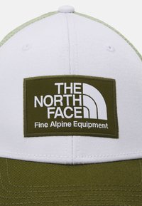 The North Face DEEP FIT MUDDER TRUCKER UNISEX - Șapcă - forest olive/misty sage
