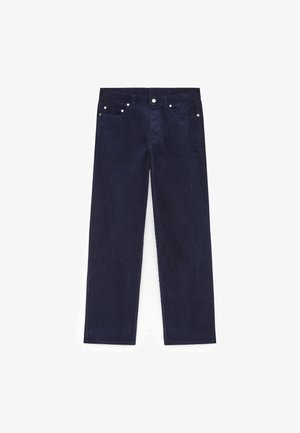 Marineblaue Cordhosen mit geradem Schnitt, ausgestattet mit fünf Taschen und silberfarbener Hardware, strukturierter Stoff mit vertikalen Streifen.