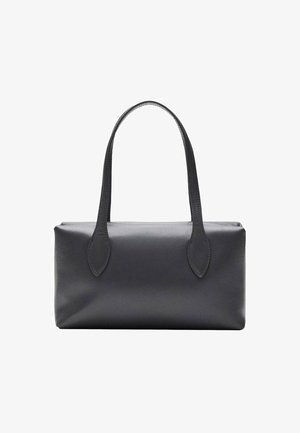 Borsa a tracolla in pelle nera con due manici allungati, forma rettangolare, texture liscia e design minimalista senza hardware o accenti visibili.