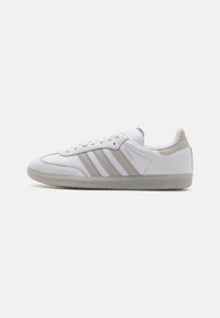 Non sélectionné, footwear white/grey one