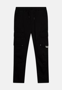 Schwarze Cargo-Hosen mit elastischem Bund und Kordelzug, ausgestattet mit seitlichen Taschen und zwei großen Aufsatztaschen an den Oberschenkeln. Hergestellt aus strapazierfähigem Stoff.