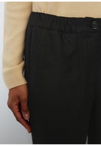Marc O'Polo Pantaloni - black