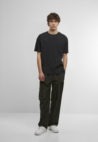 Urban Classics TECHNICAL - Cargobyxor - black