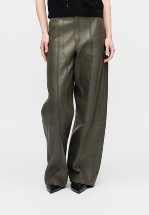 LESLIE - Pantaloni de piele - dark eucalyptus