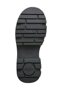 Must musta jalanosa, millel on paks soonikute muster sügavate soontega ja reljeefne "Buffalo" logo ringikujulises aktsendis.