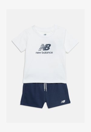 New Balance, STACKED LOGO SET - Short - bright white