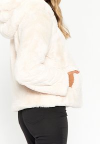 LolaLiza Vinterjacka - beige
