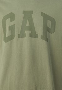 GAP EVERYDAY SOFT BASIC LOGO  - Marškinėliai su spaudiniu - walden green