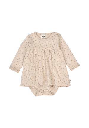 Vestito per bambina a maniche lunghe in cotone beige chiaro con piccolo motivo floreale rosa, vita arricciata e chiusure a scatto sul fondo.