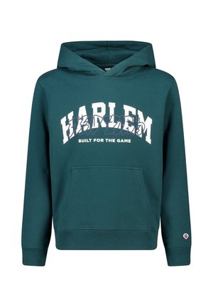 Teal hoodie met een voork pocket, met witte tekst "HARLEM" en daaronder "BUILT FOR THE GAME" in contrasterend lettertype.