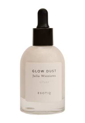 - Olejki i połyskujące kosmetyki do ciała