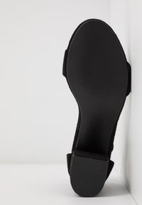 Nly by Nelly Sandales - black